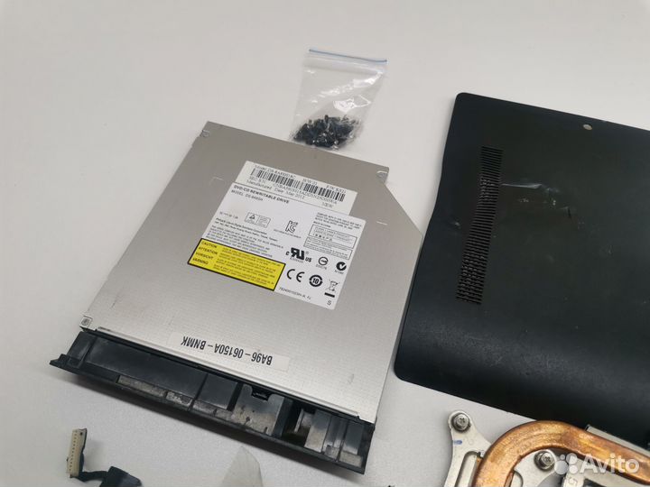 Оригинальные запчасти для ноутбука samsung NP300E
