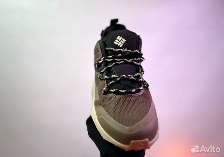 Кроссовки Columbia эргономичные