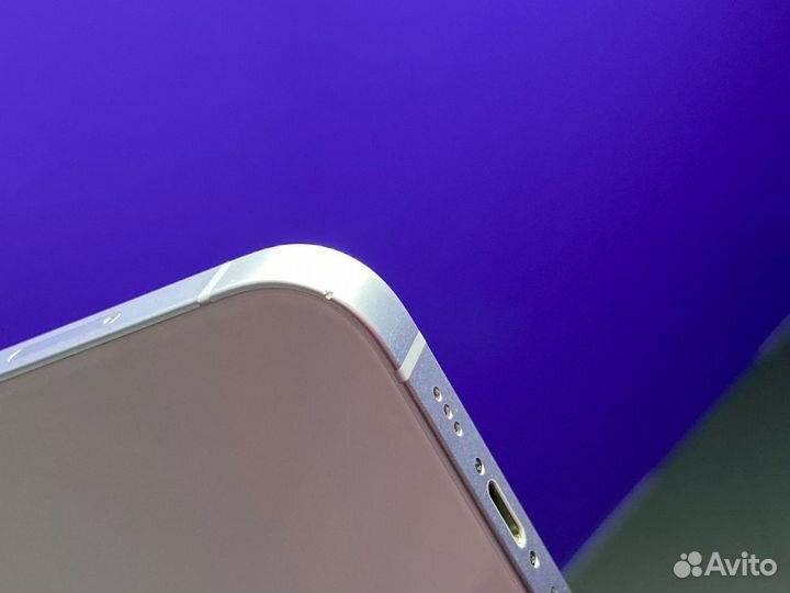 iPhone 14, 256 ГБ