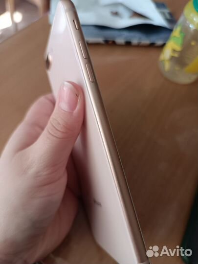 iPhone 8 Plus, 64 ГБ