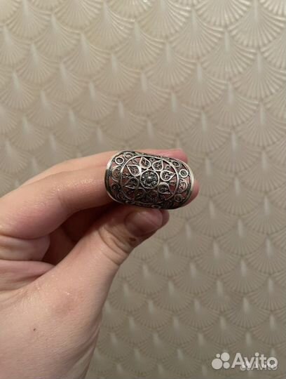 Серебряное кольцо