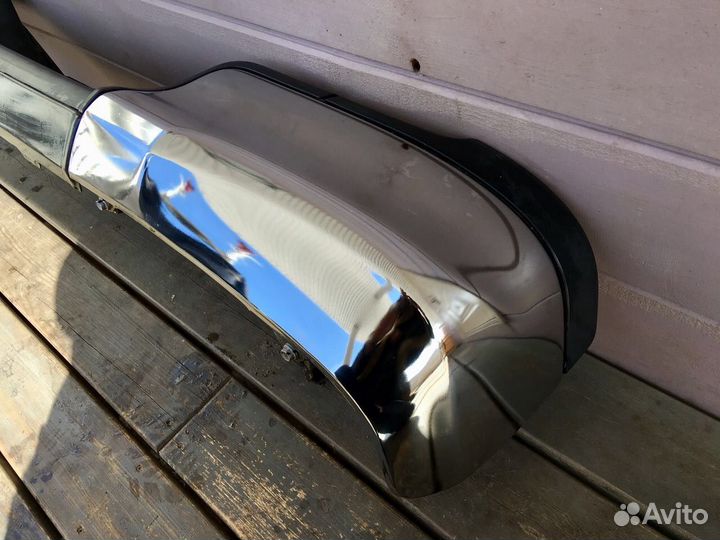 Бампер задний Toyota hilux revo