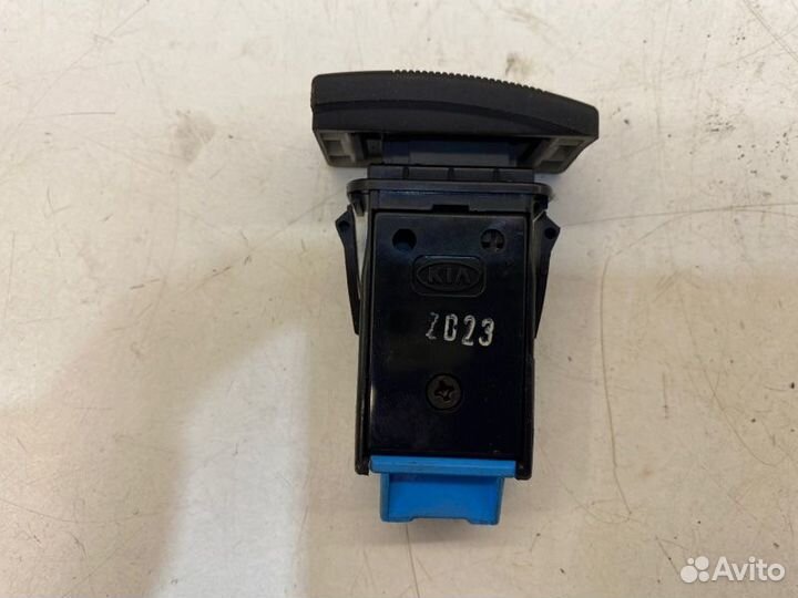 Кнопка птф задняя Kia Shuma лифтбек S6D 2003