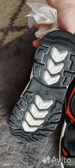 Сандали новые