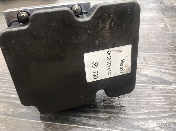 Блок Abs a2124310148 Мерседес w218 cls218