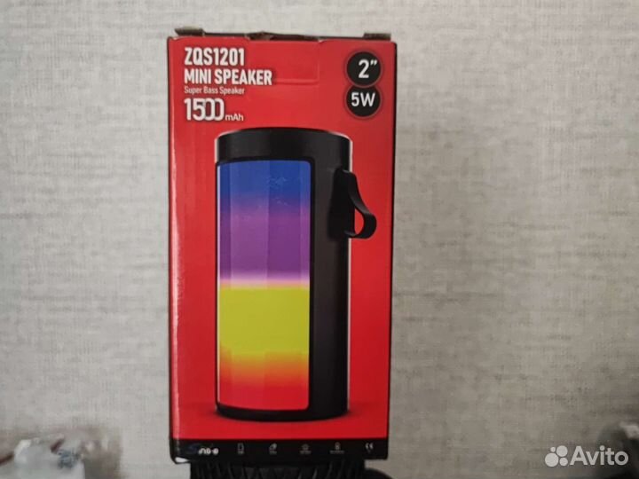 Блютуз колонка с радио