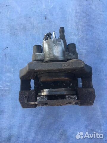 Суппорт задний правый BMW 5-серия E60/E61