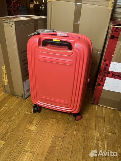 Чемодан Mandarina Duck размер S Cayenne (красный)