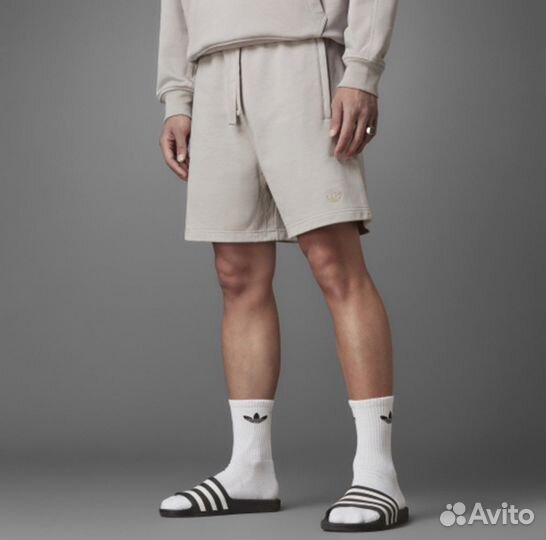 Шорты Adidas Originals полностью новые