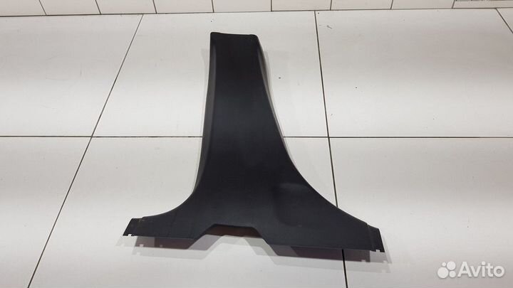 Обшивка стойки центральная левая (Nissan Primera)