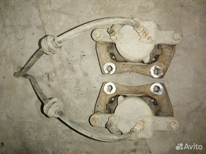 Передний суппорт рено дастер