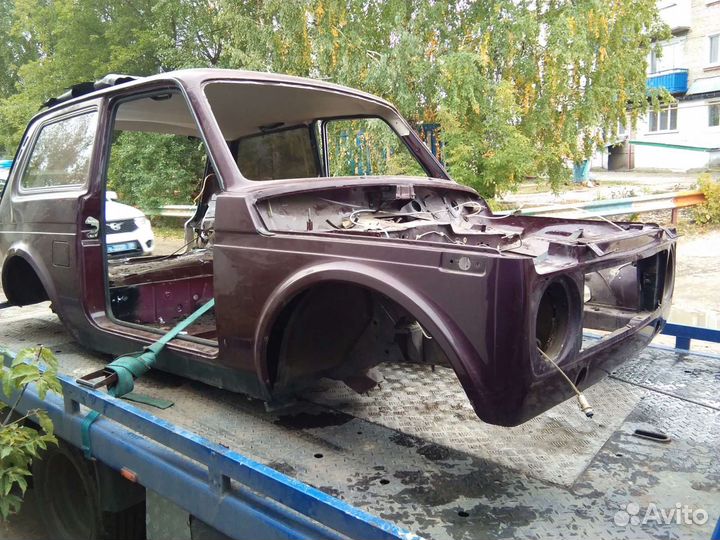 Продам переднюю часть кузова Нива 2014г