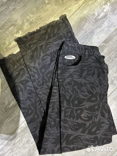 Джинсы широкие