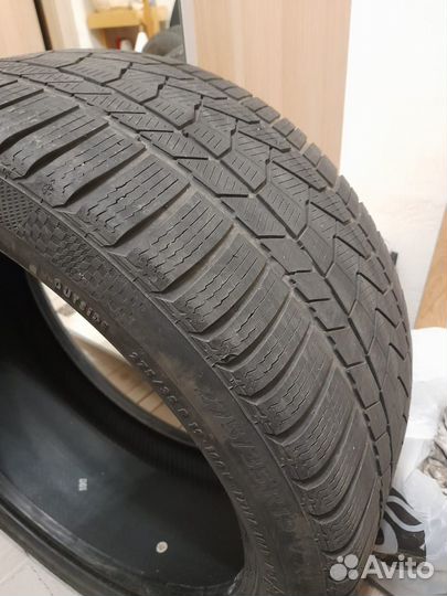 Continental WinterContact TS 860S SSR 245/40 R19 и 275/35 R19 100V