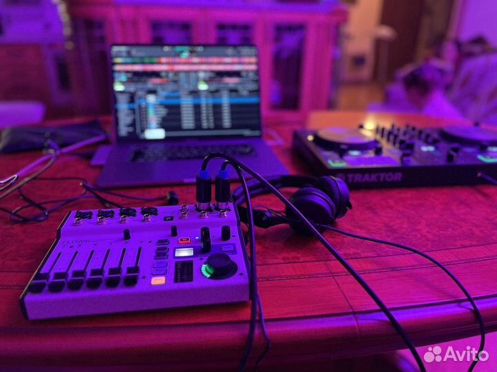 Аренда звука и света, караоке, тяжёлый дым, диджей