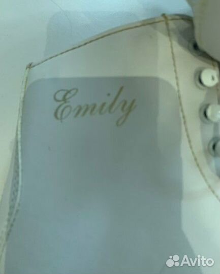 Коньки фигурные 28 и 36 размер