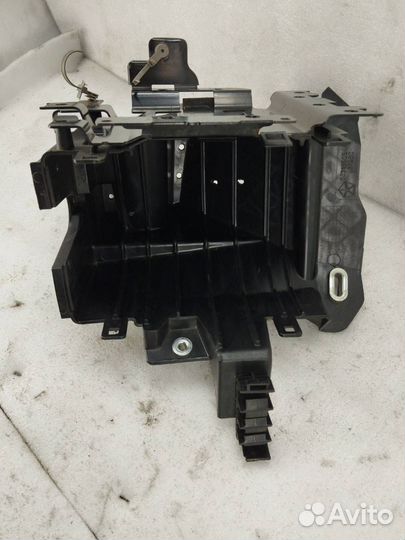 Короб предохранителей Jeep Grand Cherokee 68318605