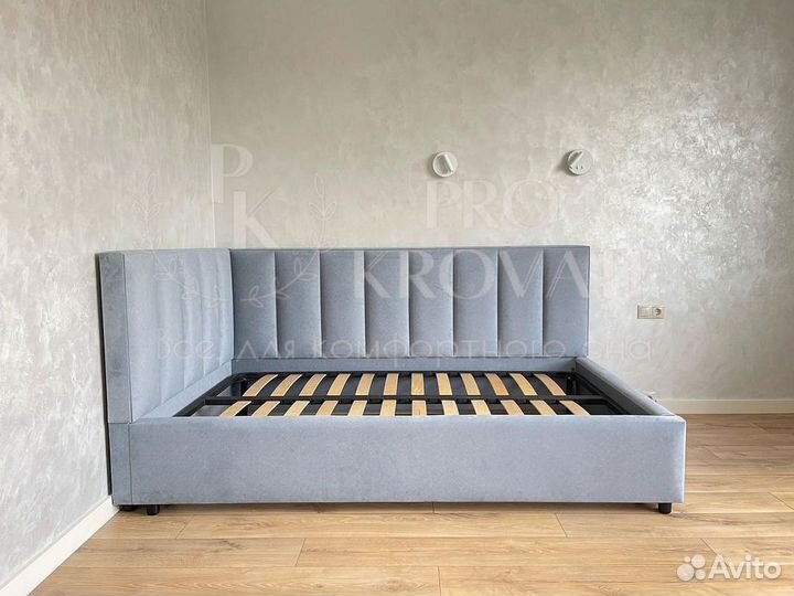 Детская кровать с мягкими бортиками