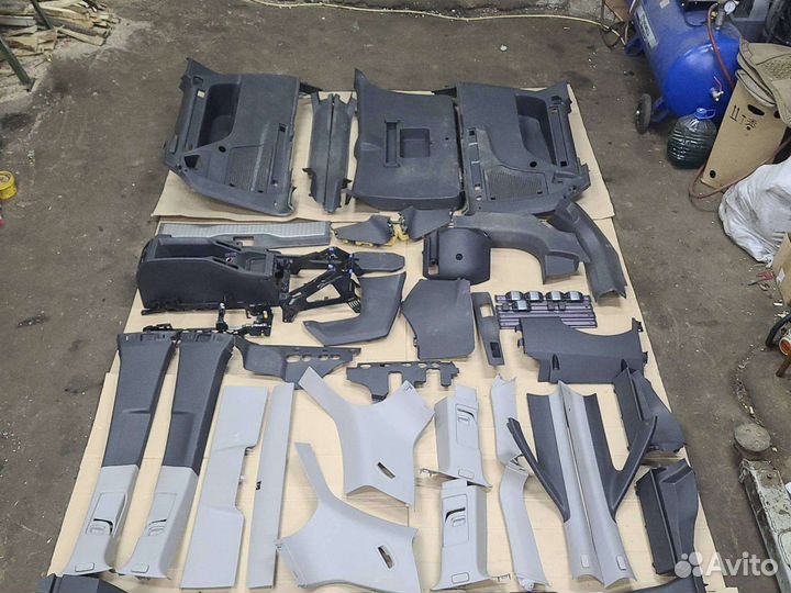 Пластик салона Opel Zafira B 2005-2012