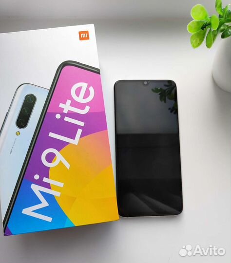 Телефон Xiaomi mi 9 Lite (в идеале)