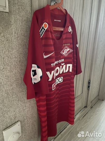 Игровая футболка спартак с автографом