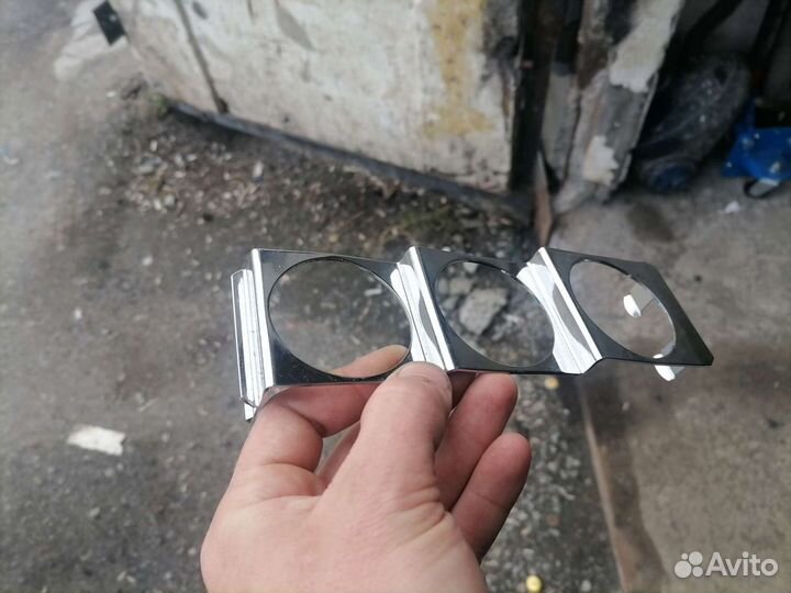 1 din рамка под доп датчики defi genome mark