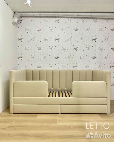 Детская кровать с мягкими бортиками на заказ