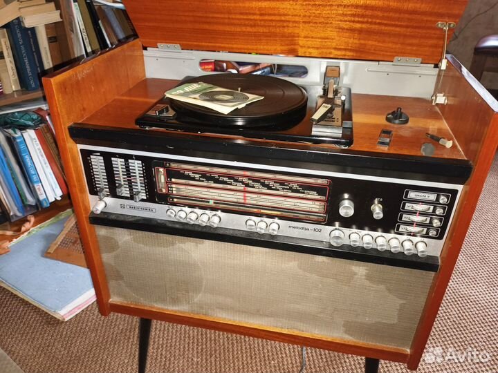 Радиола ригонда 102