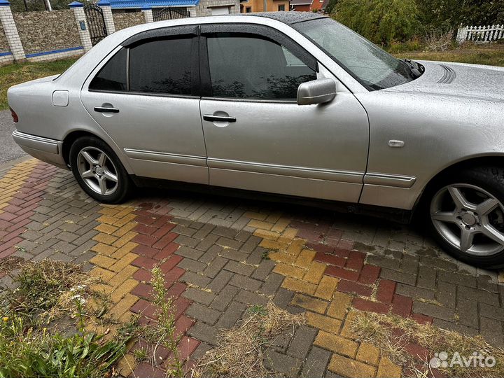 Mercedes-Benz E-класс 2.4 AT, 1999, 560 000 км