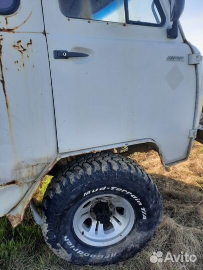 Двери на УАЗ буханку