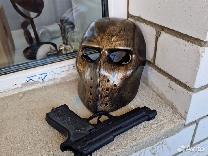 Маска на хэллоуин