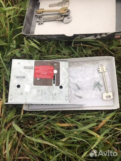 Замок врезной сувальный kale