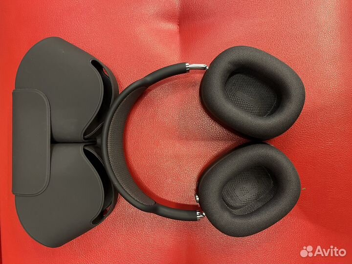 Apple airpods max space grey