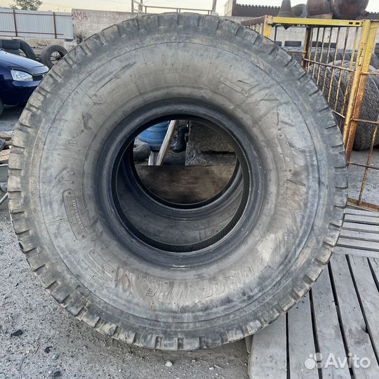 Шины на кран Либхер 445/95 R25 Bridgestone