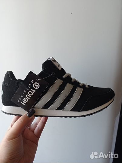 Кроссовки размер 41