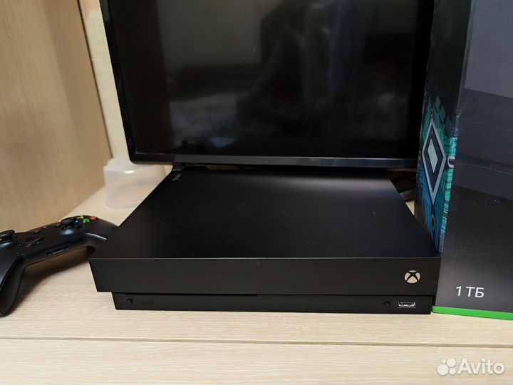 Xbox one x 1 tb