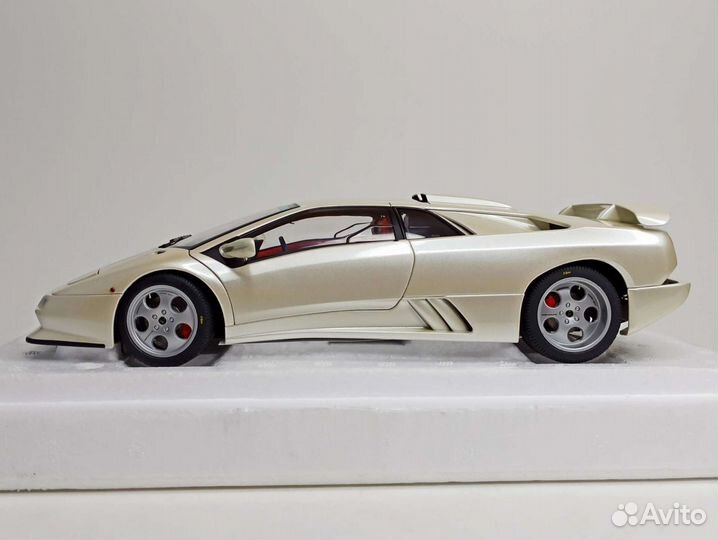 Lamborghini Diablo SE30 Jota 1:18 Autoart