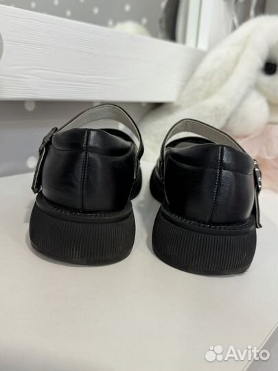 Лоферы для девочки 34