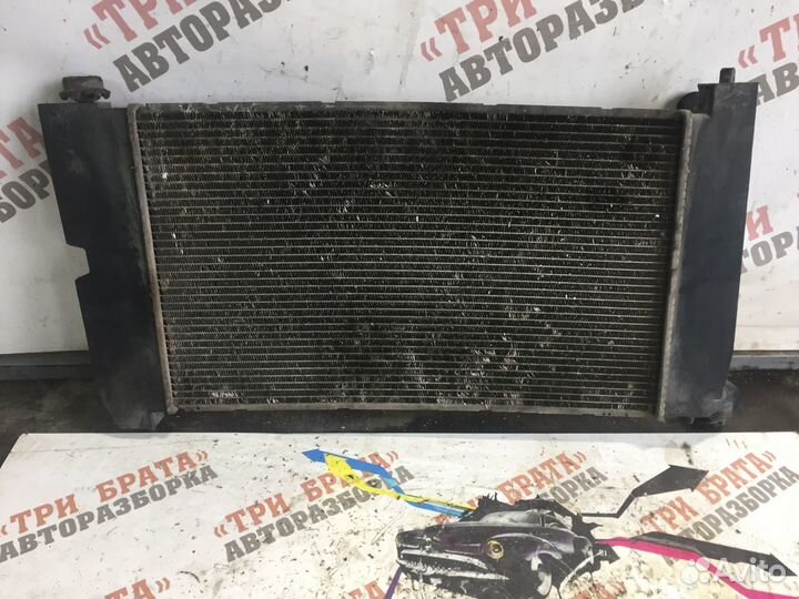 Тойота Королла Радиатор охлаждающей жидкости