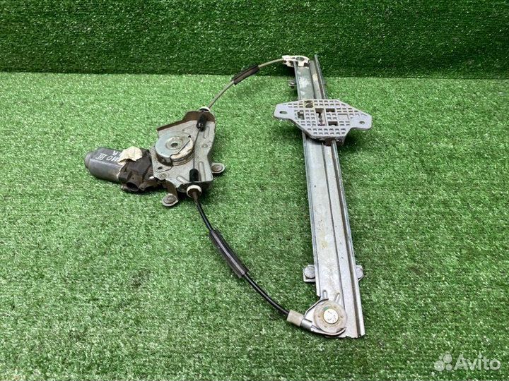 Стеклоподьемник передний правый Kia Rio 3