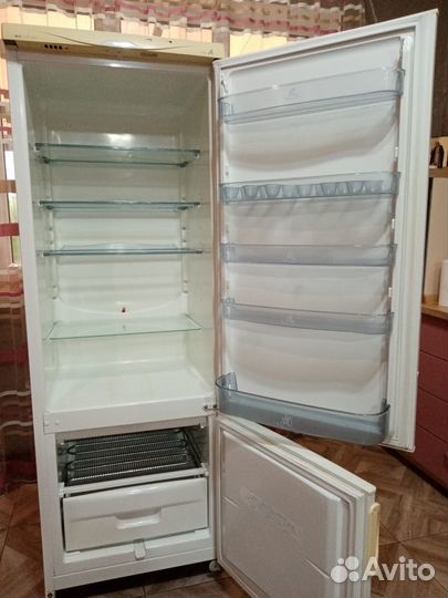 Холодильник б/у