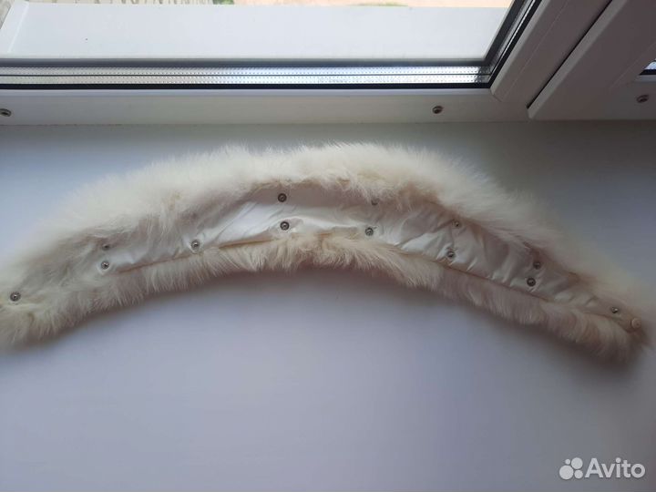 Меховой воротник песец