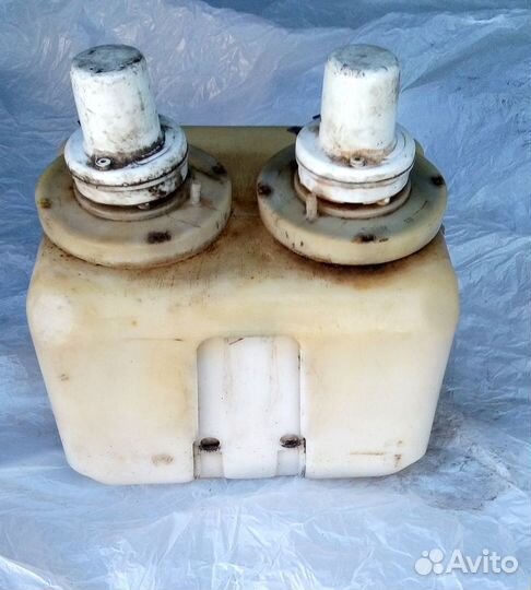 Бачок омывателя