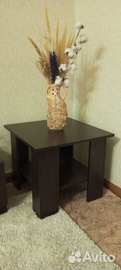 Журнальный столик