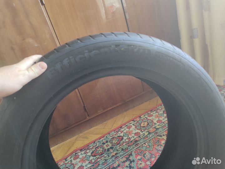 Goodyear EfficientGrip 245/50 R18