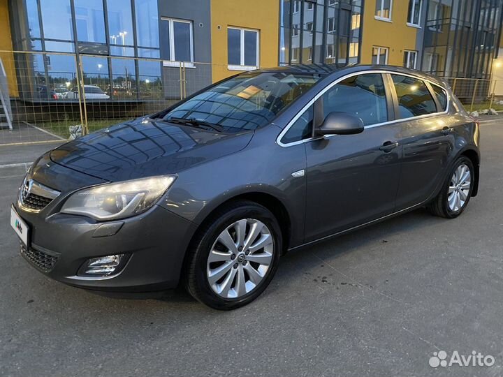 Opel Astra 1.4 AT, 2011, 176 000 км