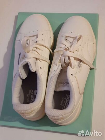 Кроссовки adidas