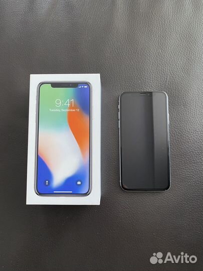 iPhone X, 64 ГБ