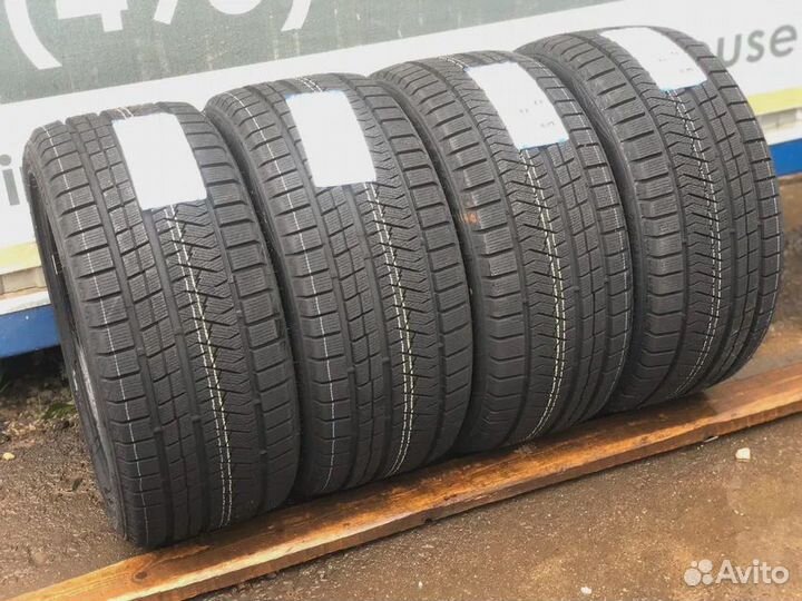 Triangle PL02 255/55 R20