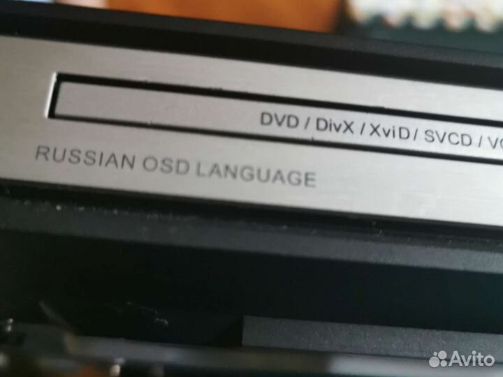 Видеомагнитофон DVD плеер